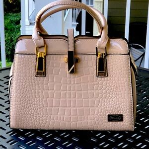 Clothworks Satchel Khaki w Detachable Strap